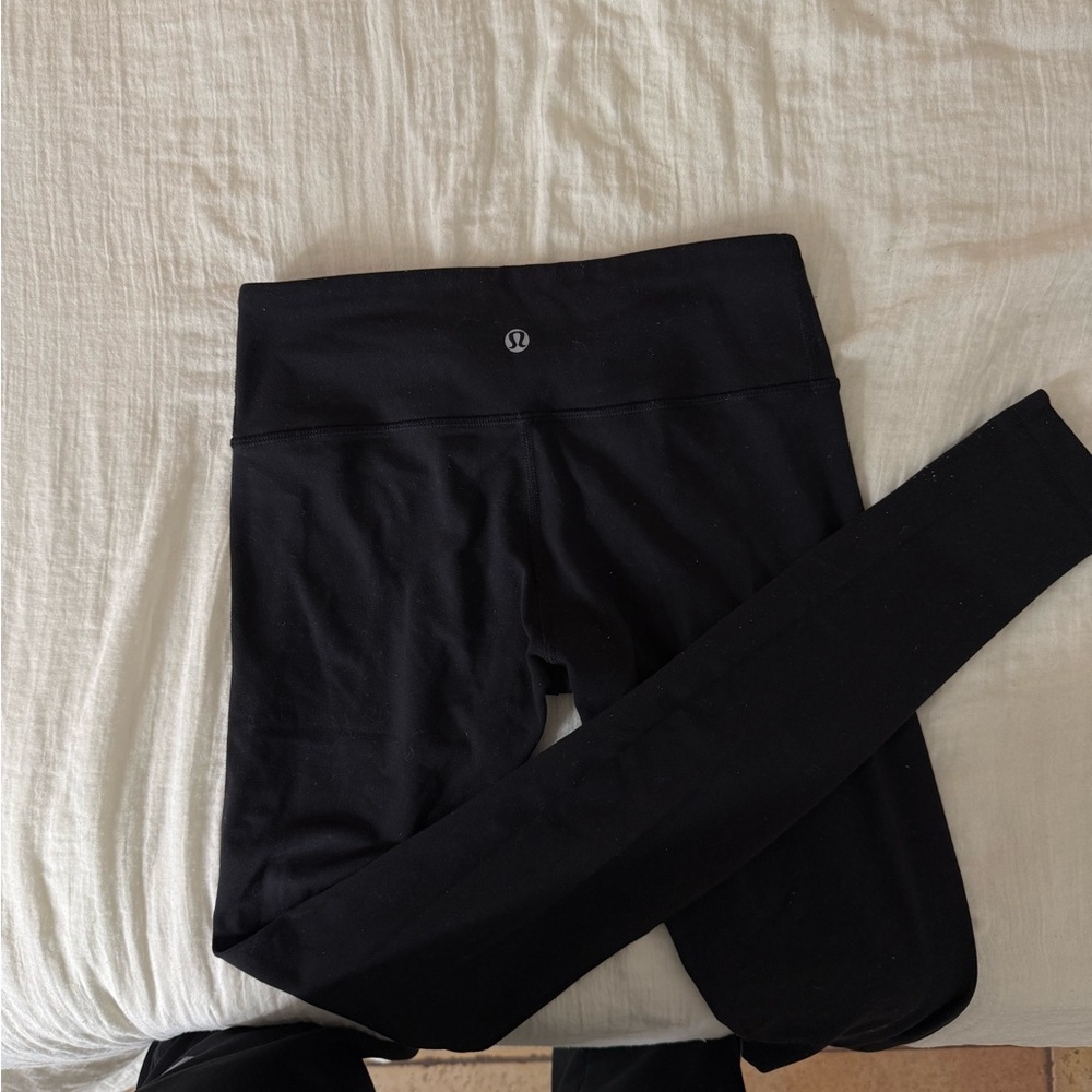 lululemon low rise Classic Black Leggings